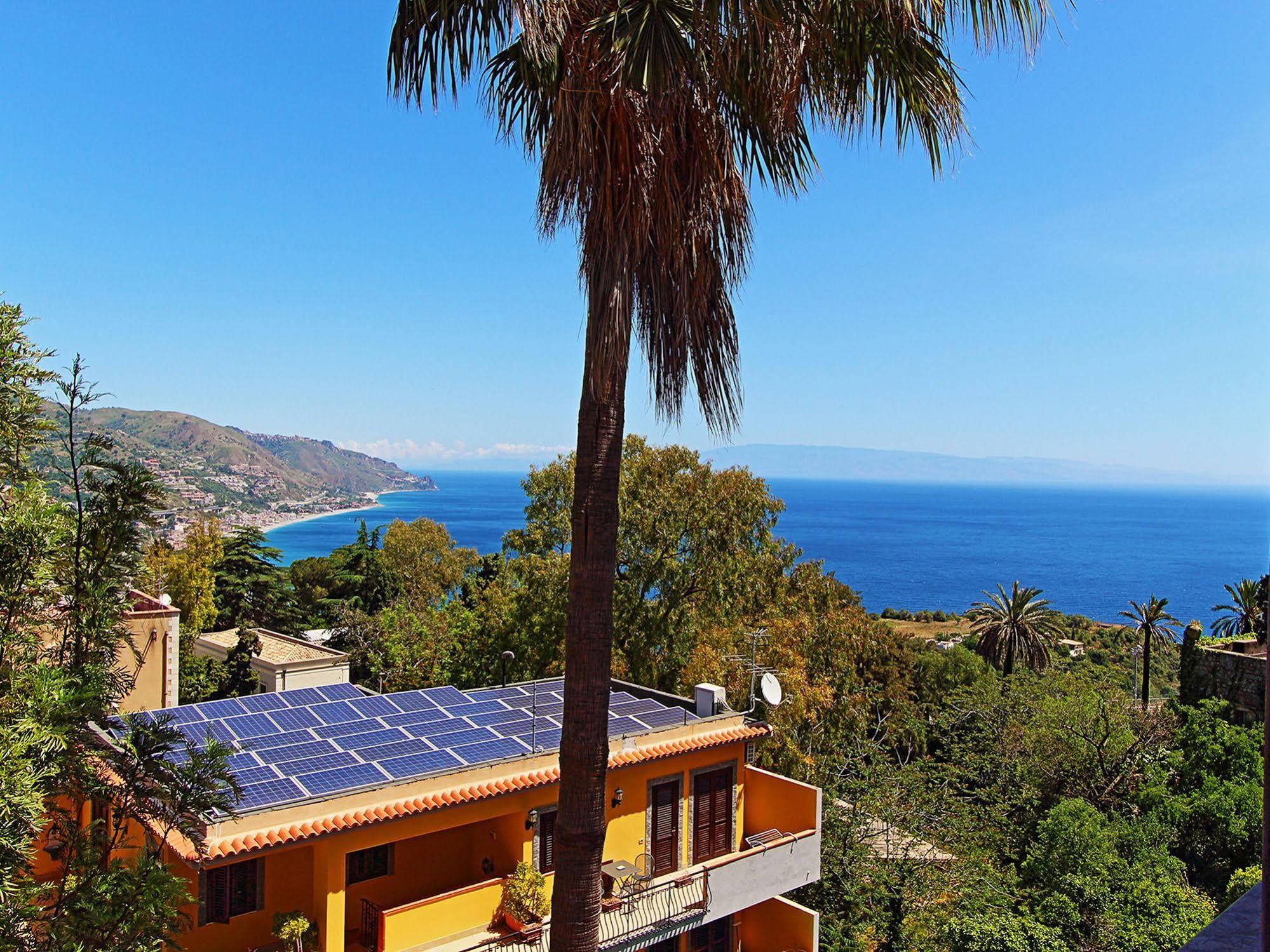 Innpiero Taormina Bagian luar foto